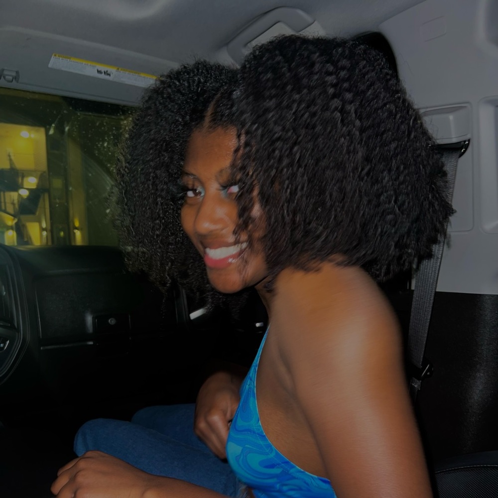 Meet your Posher, Lex